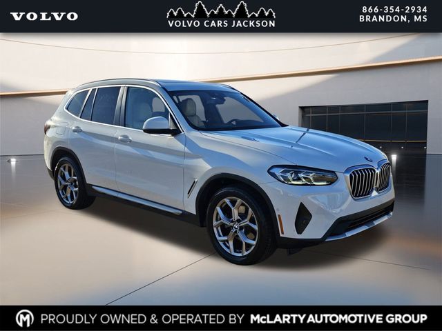 2023 BMW X3 30i's photo