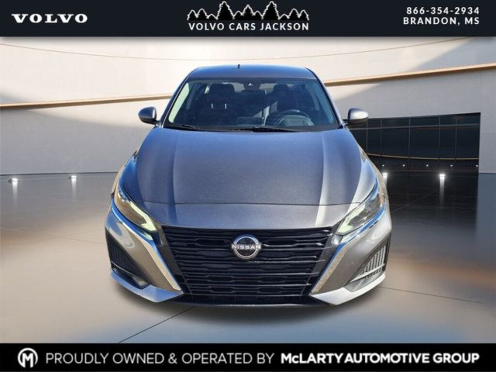 Used 2023 Nissan Altima 2.5 SV Sedan