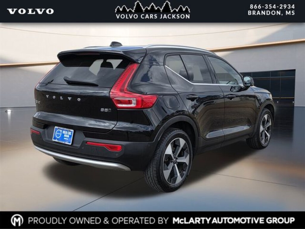 Used 2024 Volvo XC40 B5 Plus Bright SUV