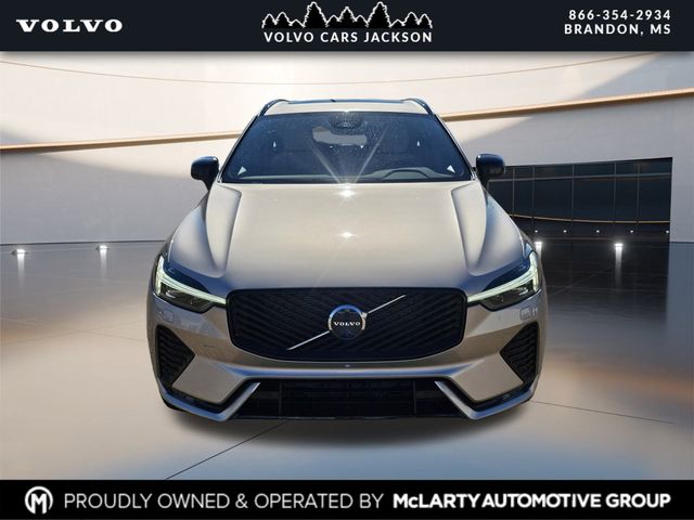 2026 Volvo XC60 B5 Plus photo 2