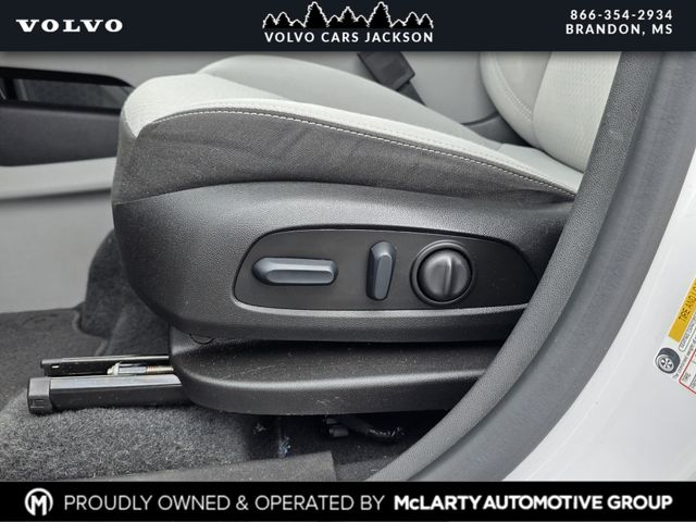 2024 GMC Terrain SLE - Photo 13