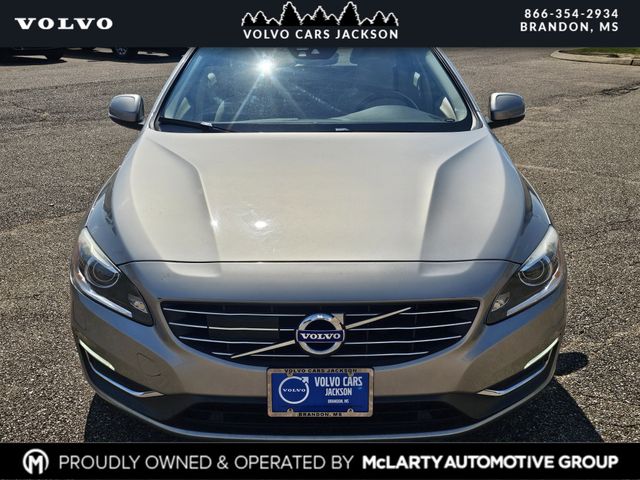 2015 Volvo V60 T5 Platinum Drive-E photo 2
