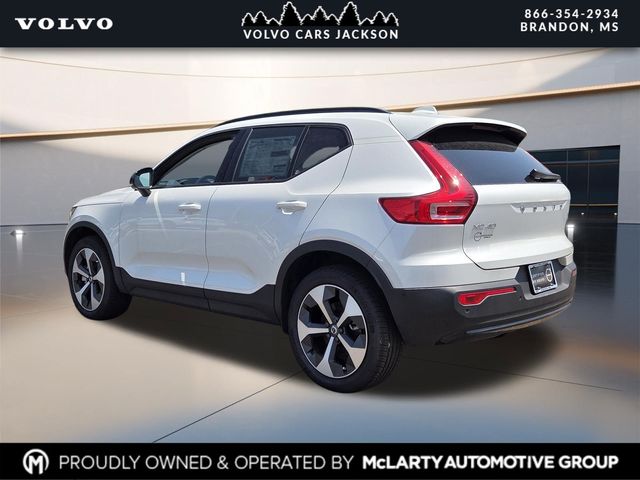2026 Volvo XC40 Plus - Photo 6