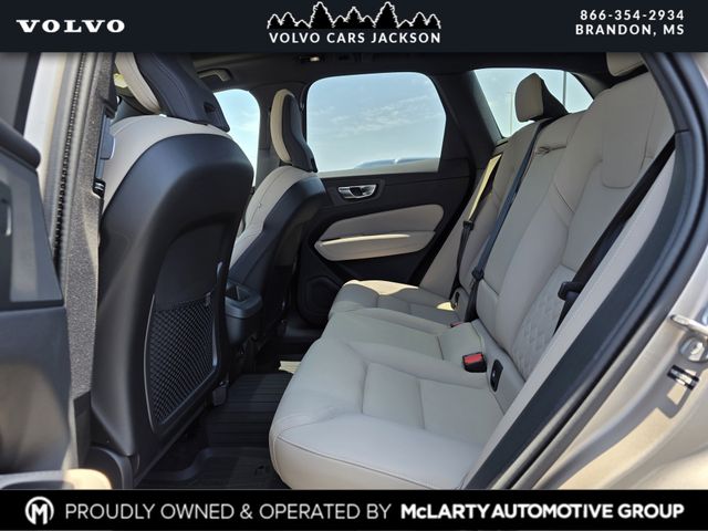 2026 Volvo XC60 Plus - Photo 15