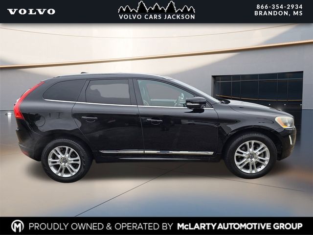 2016 Volvo XC60 T5 Drive-E Premier photo 3