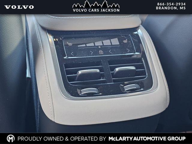 2026 Volvo XC90 Plus - Photo 15