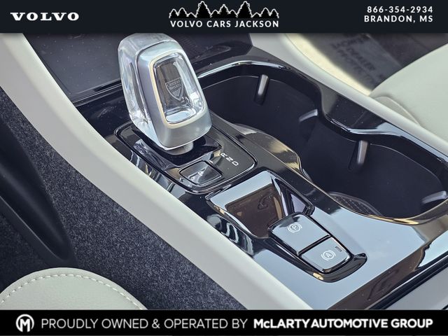 2026 Volvo XC40 Plus - Photo 23