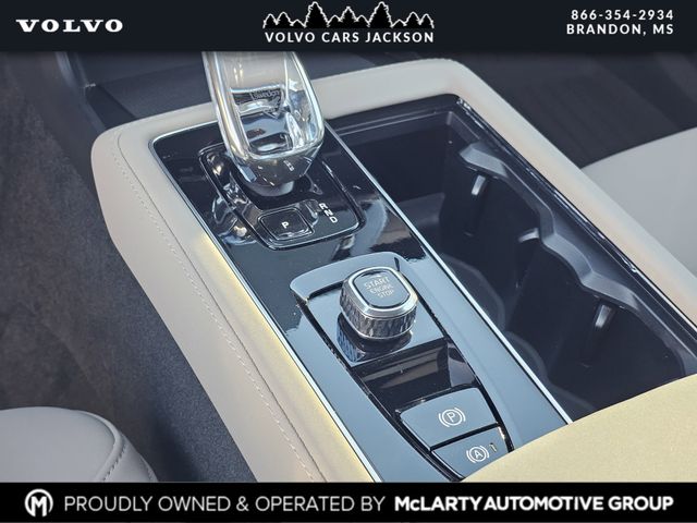 2026 Volvo XC90 Plus - Photo 20