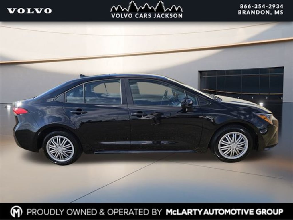 Used 2024 Toyota Corolla LE Sedan