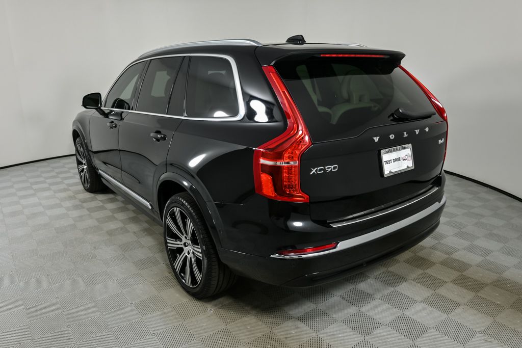 2023 Volvo XC90 AWD Ultimate photo 3