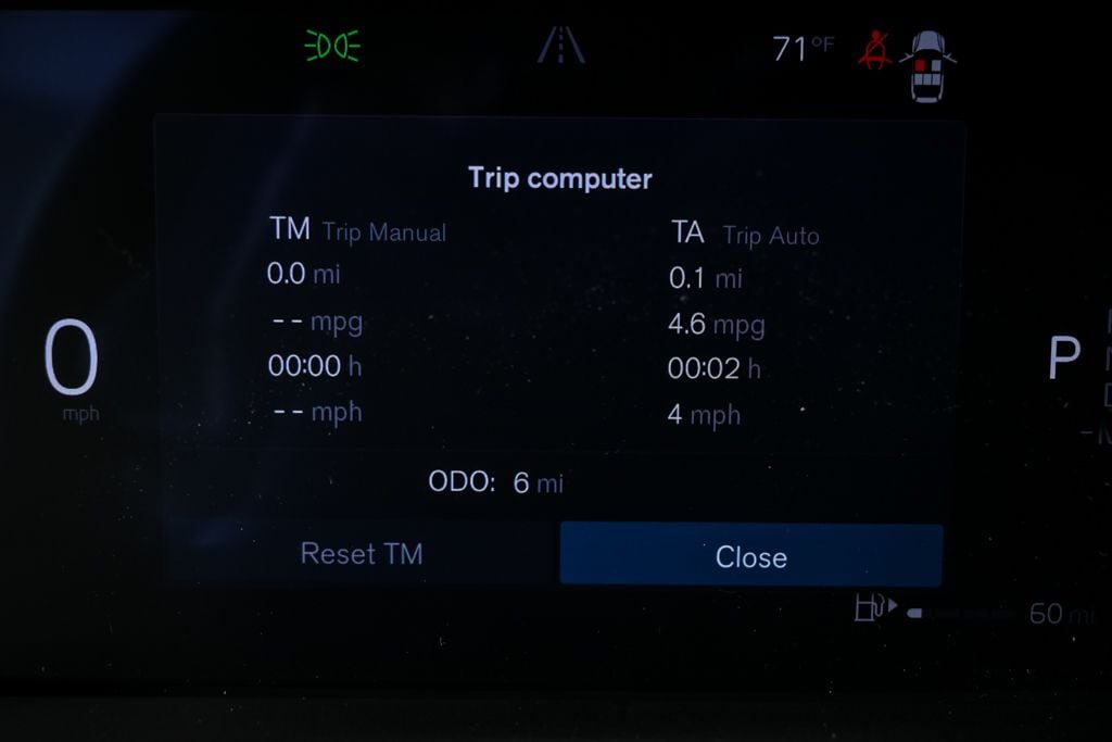 2026 Volvo XC40 Core - Photo 13