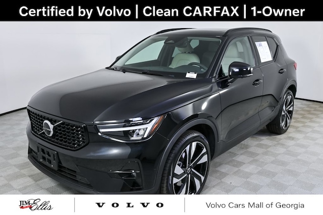 2024 Volvo XC40 B5 Plus Dark SUV