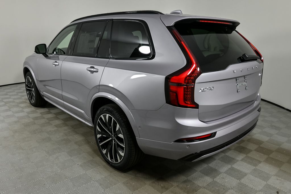 2026 Volvo XC90 photo 3