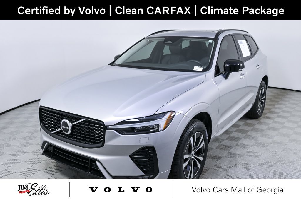 2024 Volvo XC60 B5 Core Dark Theme AWD's photo