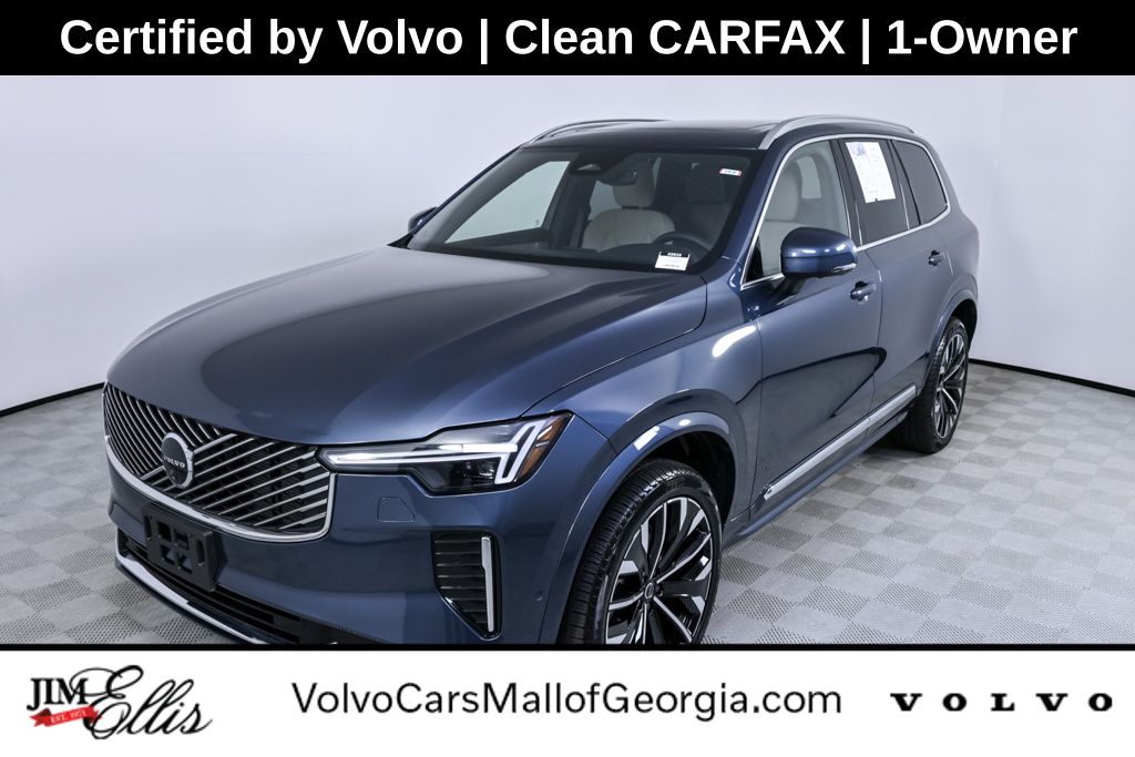 2025 Volvo XC90 Plus's photo