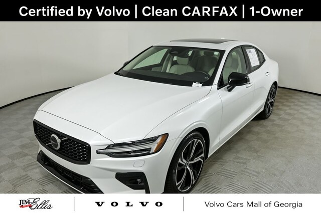 2023 Volvo S60 B5 FWD Core Dark Sedan