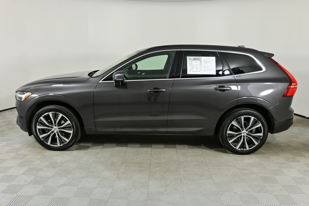 Certified 2022 Volvo XC60 B5 AWD Momentum SUV