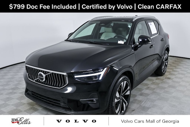 2025 Volvo XC40 B5 Plus Bright Theme SUV
