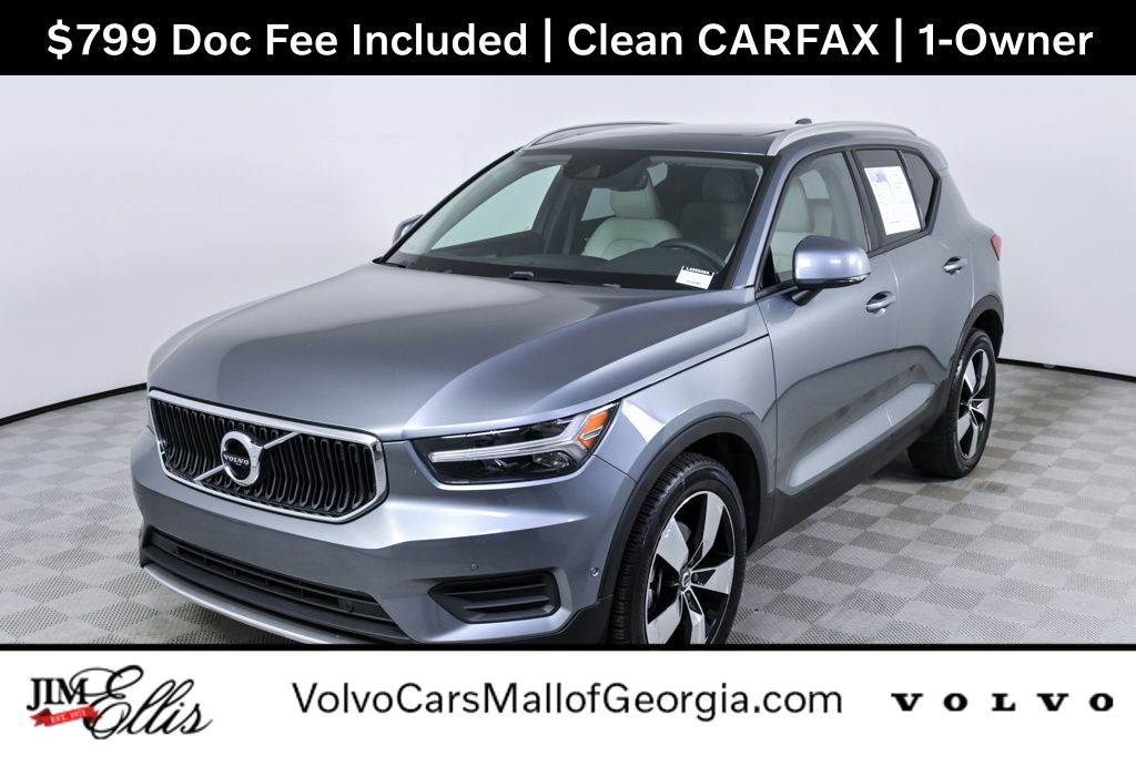 2019 Volvo XC40 Momentum