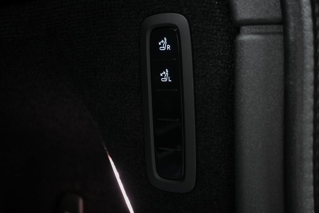 2025 Volvo EX90 Plus - Photo 33