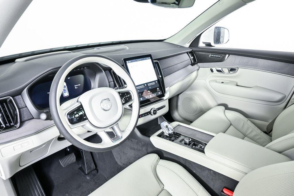 New 2026 Volvo XC90 plug-in hybrid T8 Ultra 7-Seater SUV