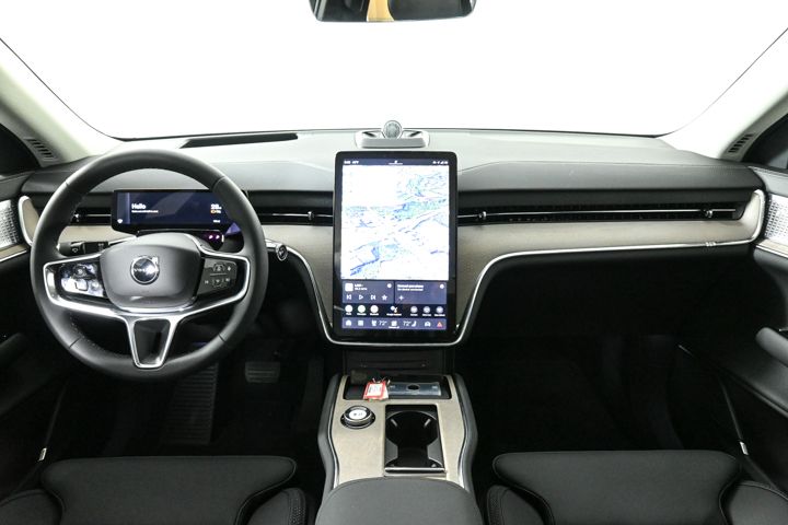 2025 Volvo EX90 Twin Motor Performance Ultra photo 2