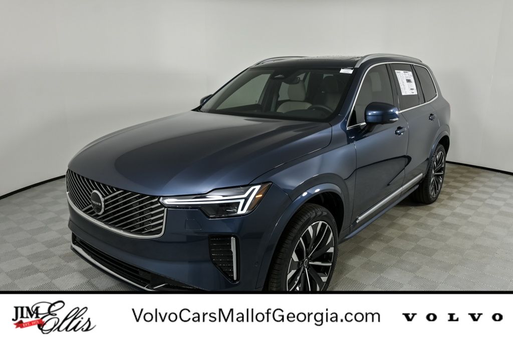 2026 Volvo XC90 Plus's photo