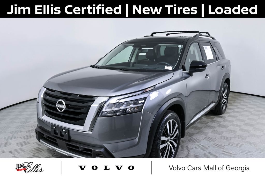 2024 Nissan Pathfinder Platinum 2WD's photo