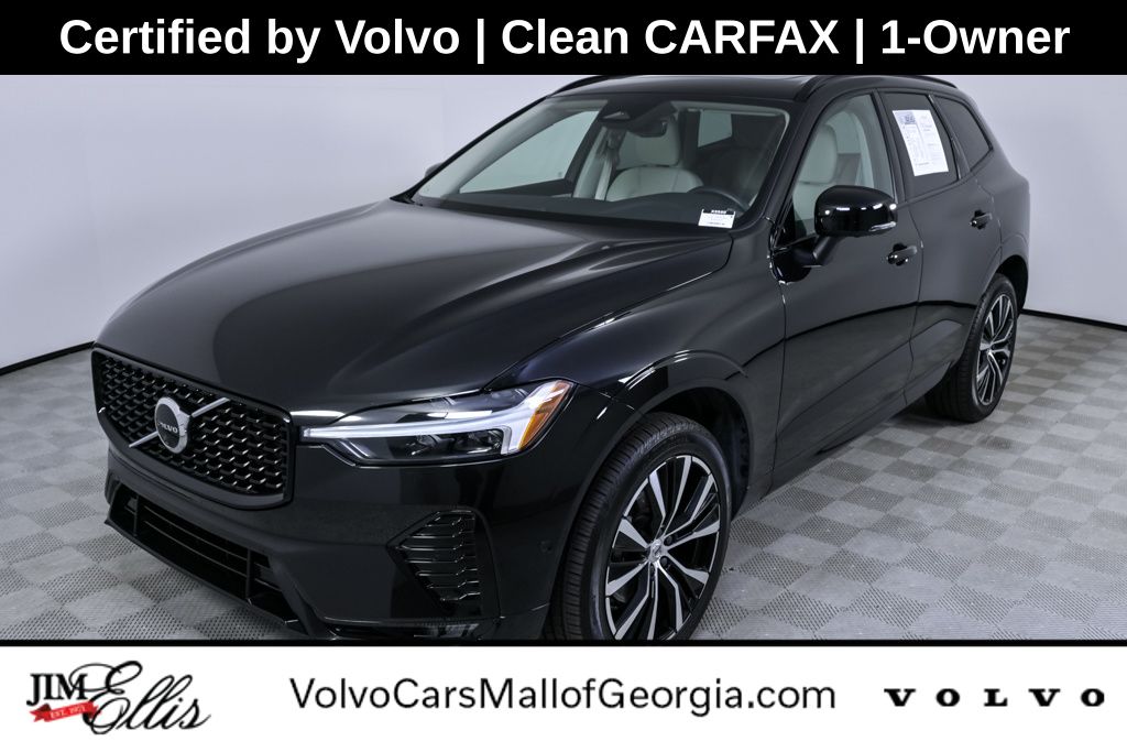 2024 Volvo XC60 Plus's photo