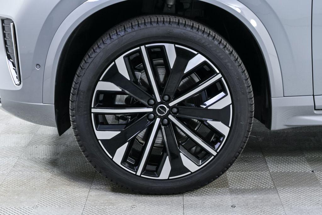 2026 Volvo XC90 Ultra - Photo 42