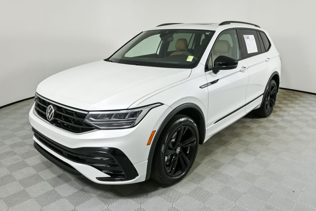 2023 Volkswagen Tiguan SE R-LINE BLACK