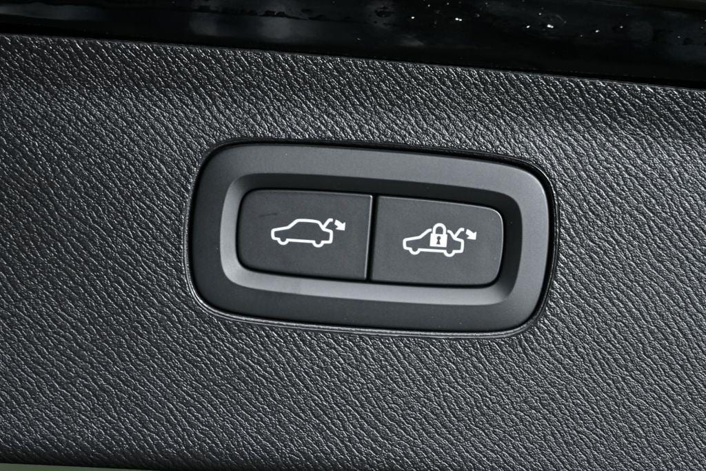 2026 Volvo XC90 Ultra - Photo 33