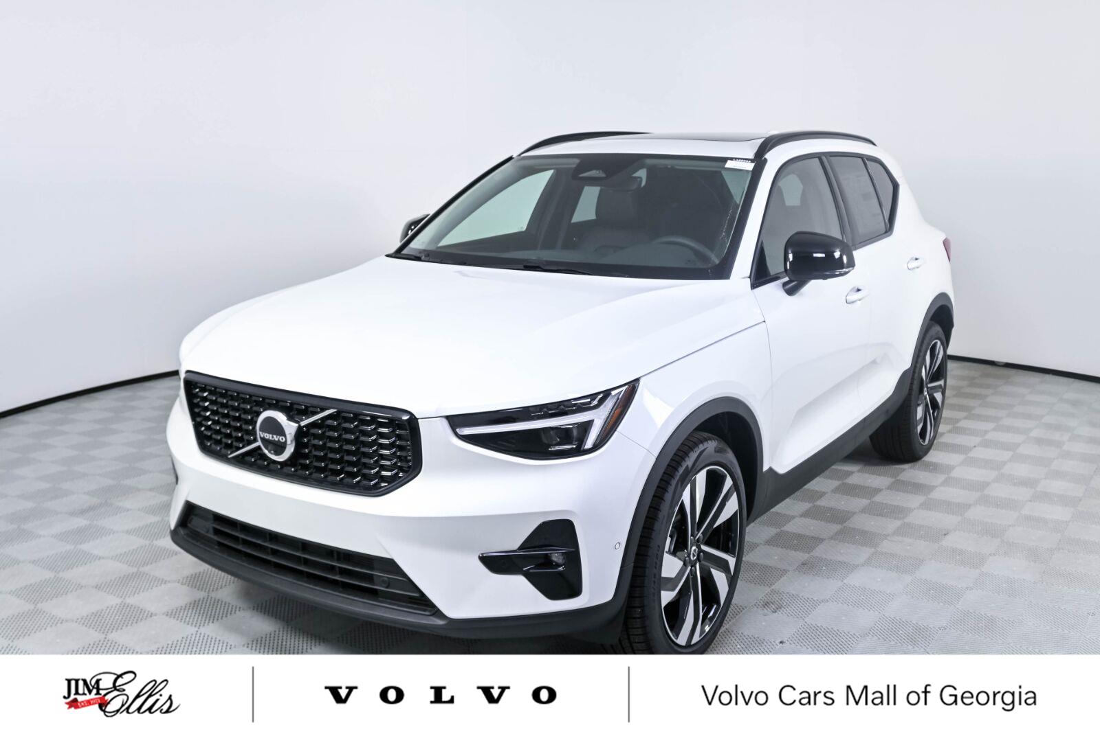 2026 Volvo XC40