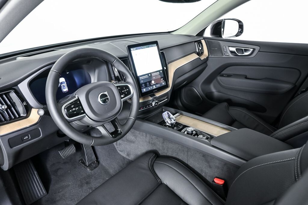New 2026 Volvo XC60 B5 Ultra SUV