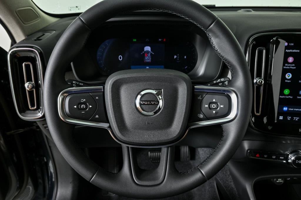 2026 Volvo XC40 Core - Photo 10