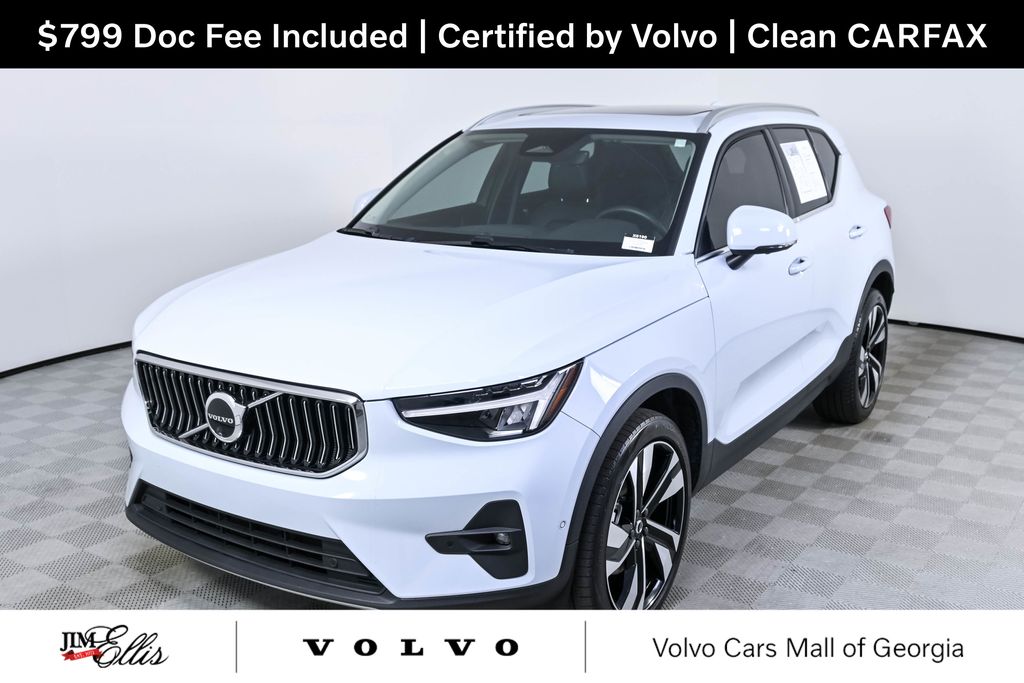 2025 Volvo XC40 B5 Plus Bright AWD's photo