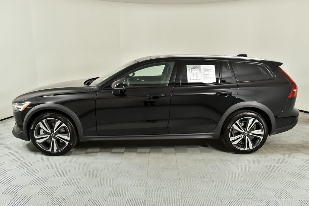 Certified 2025 Volvo V60 Cross Country B5 Plus Wagon