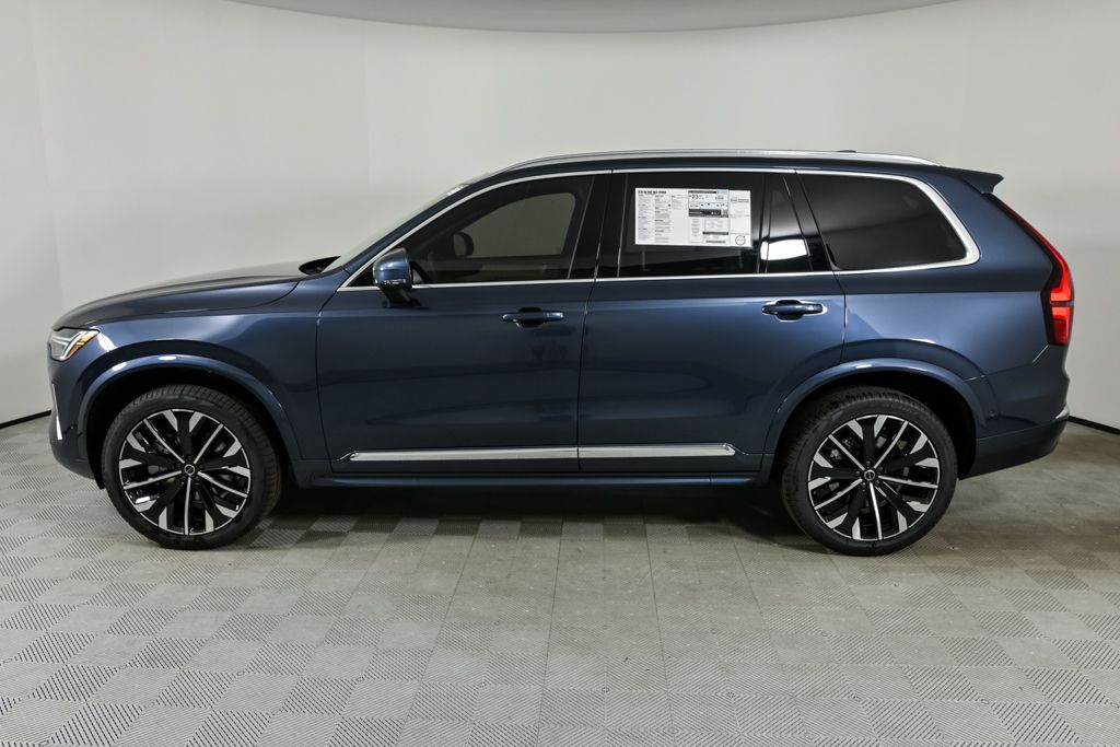 2026 Volvo XC90 Plus photo 2