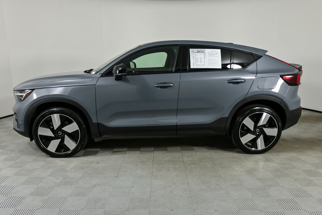 2023 Volvo C40 Recharge Ultimate photo 2
