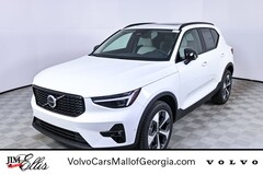 2026 Volvo XC40 B5 Plus AWD SUV