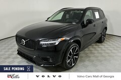 2023 Volvo XC90 Recharge Plug-In Hybrid Ultimate Dark 7-Seater SUV