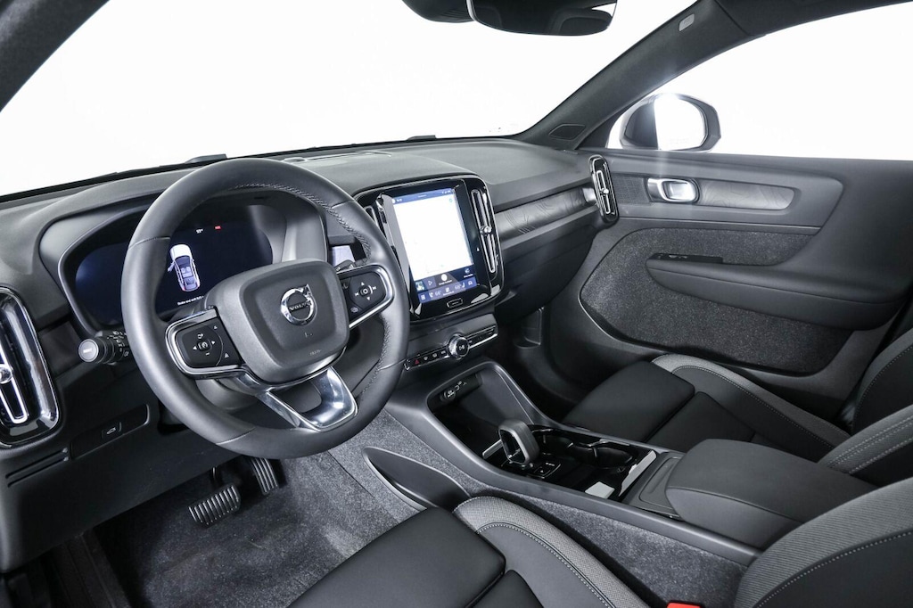 Certified 2024 Volvo C40 Recharge Pure Electric Twin Core SUV