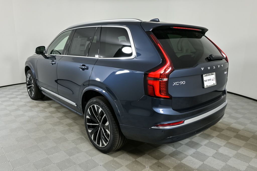 2026 Volvo XC90 photo 3
