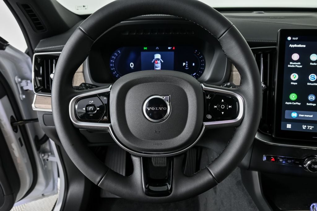 2026 Volvo XC90 Plus - Photo 9