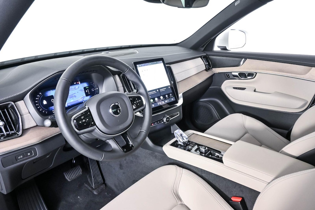 New 2026 Volvo XC90 plug-in hybrid T8 Plus 7-Seater SUV