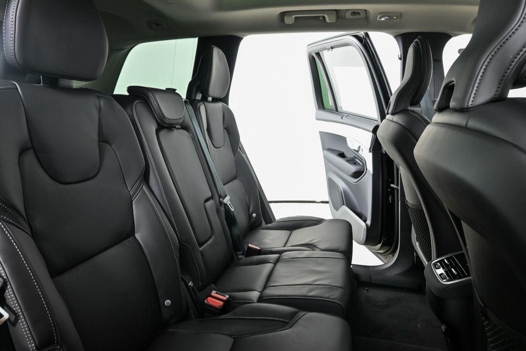 2026 Volvo XC90 Ultra - Photo 23