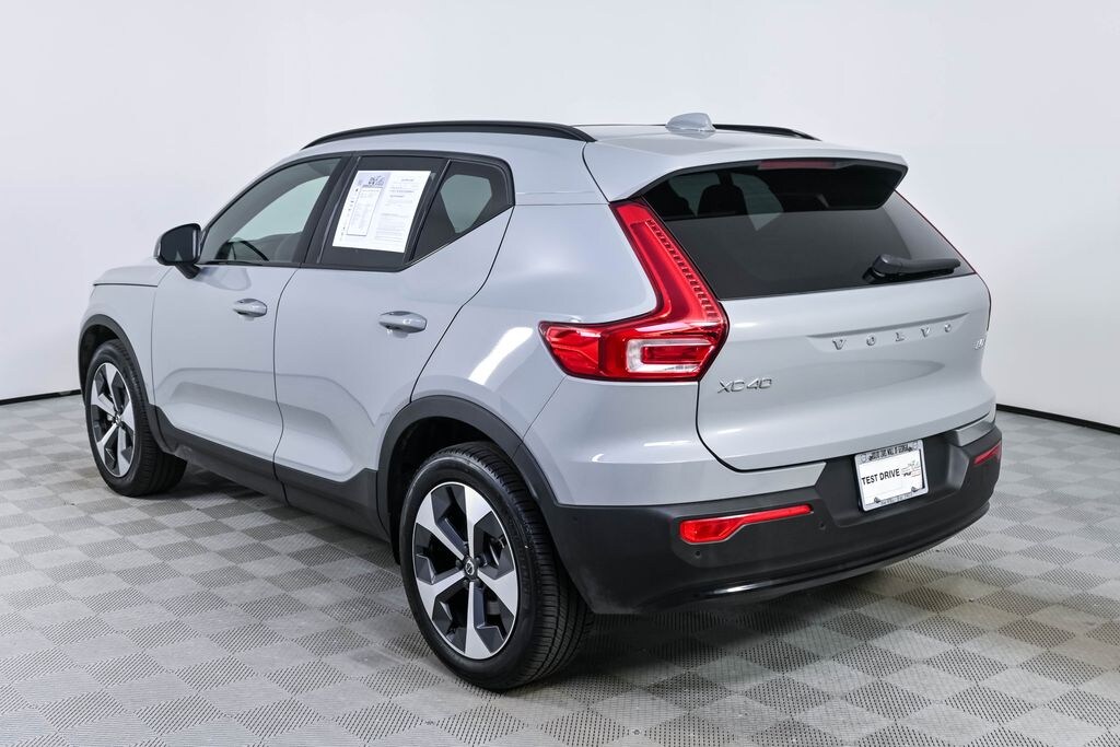 Certified 2025 Volvo XC40 B5 Plus Dark Theme SUV