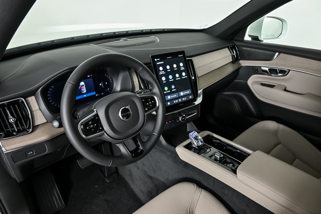 New 2026 Volvo XC90 B6 Plus 7-Seater SUV