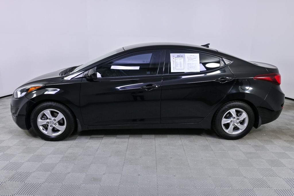 Used 2014 Hyundai Elantra SE Sedan