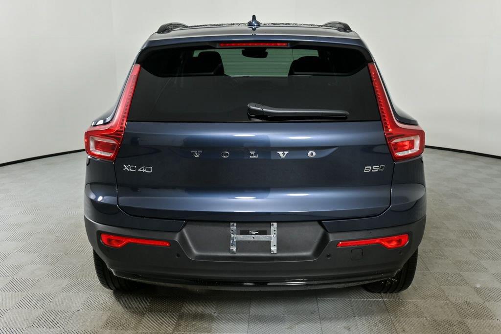 2026 Volvo XC40 Core - Photo 29
